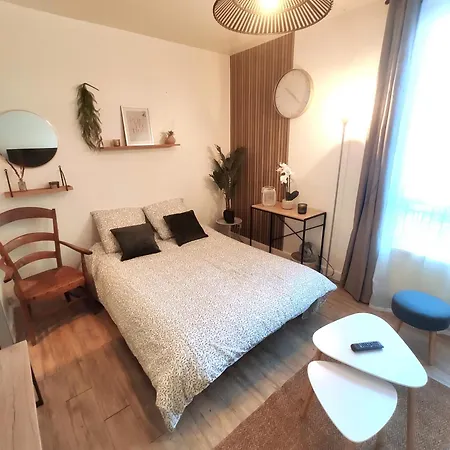 Disneyland - Paris 20min - Parking - 7 Personnes *